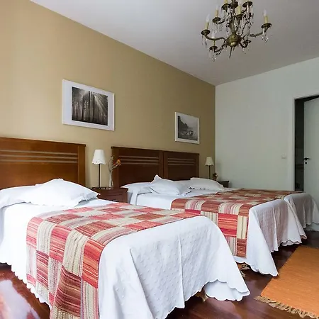 Hostal La Carballinesa-3
